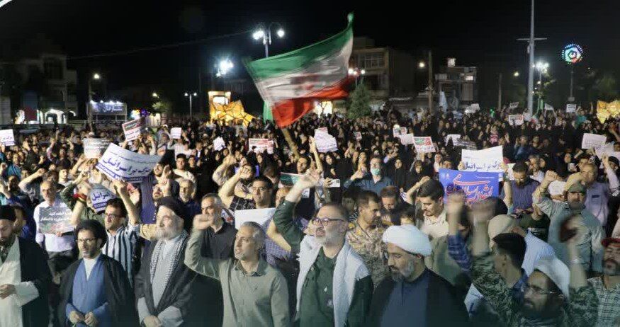 فیلم| تجمع خودجوش مردم بروجرد در محکومیت جنایت‌های اسراییل