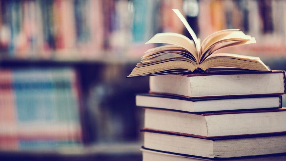 انتشار بالغ بر ۳۵۰ عنوان کتاب در لرستان