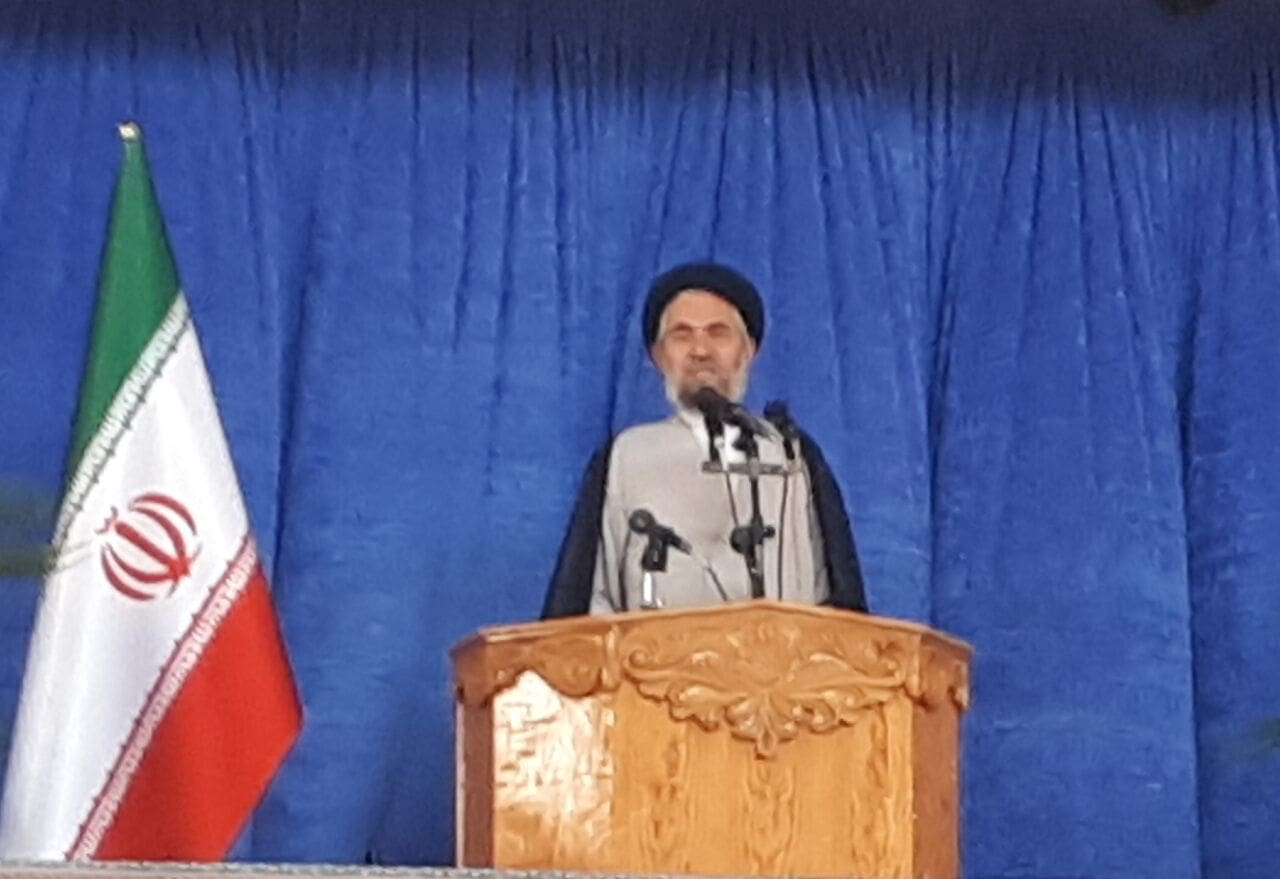 امام جمعه بروجرد: تقویت تولید داخلی از اقدامات بسیار خوب دولت است