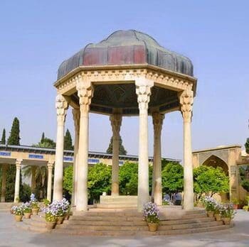حافظ عصاره و چکیده فرهنگ ایرانی اسلامی است