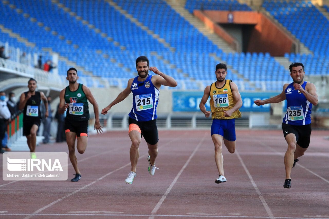 لرستان جام قهرمانی دو و میدانی کشور را به آستان قدس رضوی تقدیم کرد