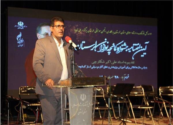 هنرمندان در افزایش تاب‌‍آوری و نشاط اجتماعی جامعه نقش بسزایی دارند