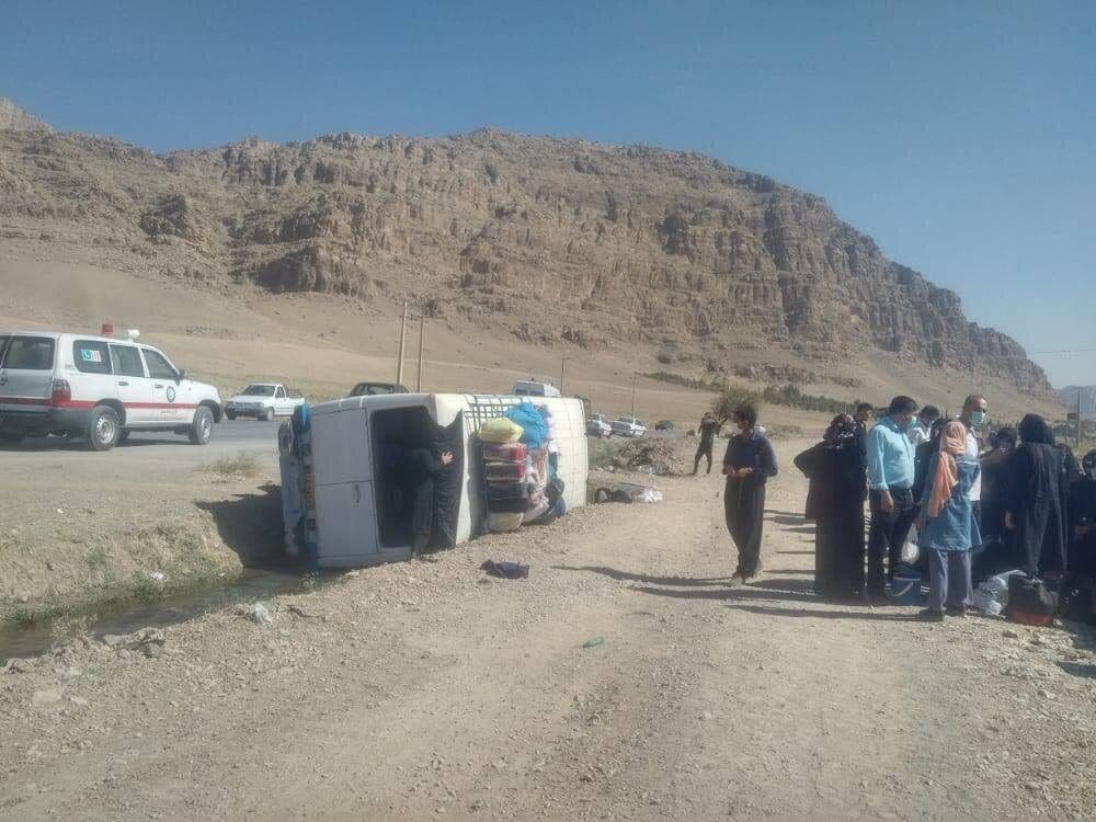 ١۶ مصدوم در حادثه سمند با مینی‌بوس