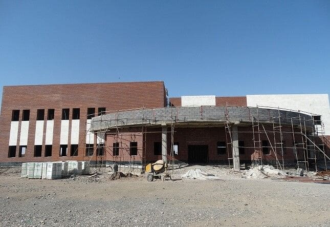 تکمیل بیمارستان‌های نیمه تمام مطالبه عمومی مردم لرستان