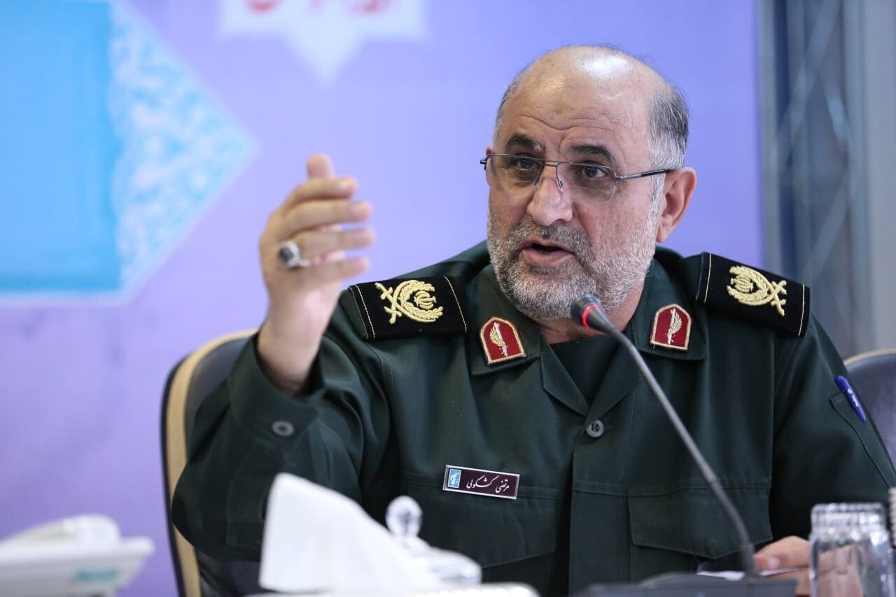 فرمانده سپاه لرستان:ایستادگی دربرابر زورگویان از دستاوردهای انقلاب است
