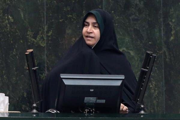 توضیحات فاطمه مقصودی در مورد حضورش در تجمع کارگران اشترینان