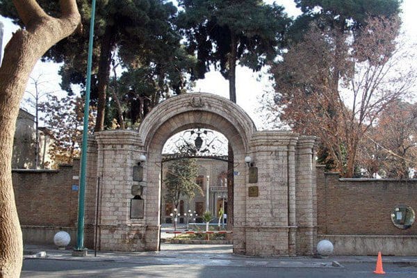 تغییر ریل هوشمندانه در فارابی