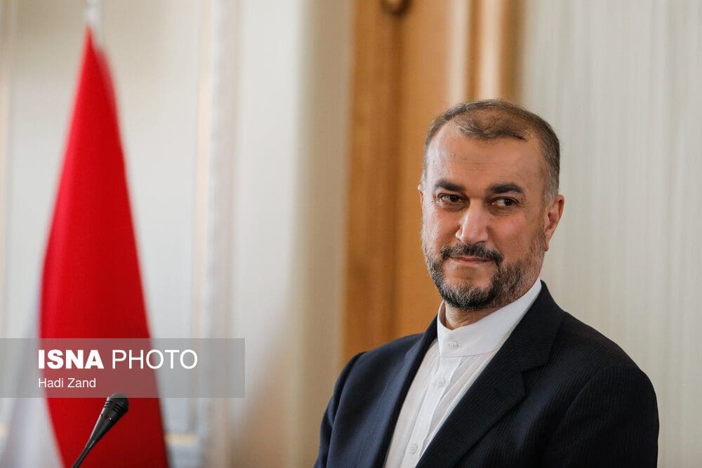 أمیرعبداللهیان یدعو أوکرانیا للإجتماع حول الطائرات المسیرة المزعومة