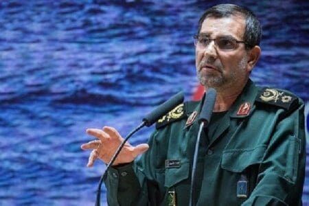 قائد بحریة الحرس الثوري: لا نستبدل أمن بلادنا بأي شئ آخر