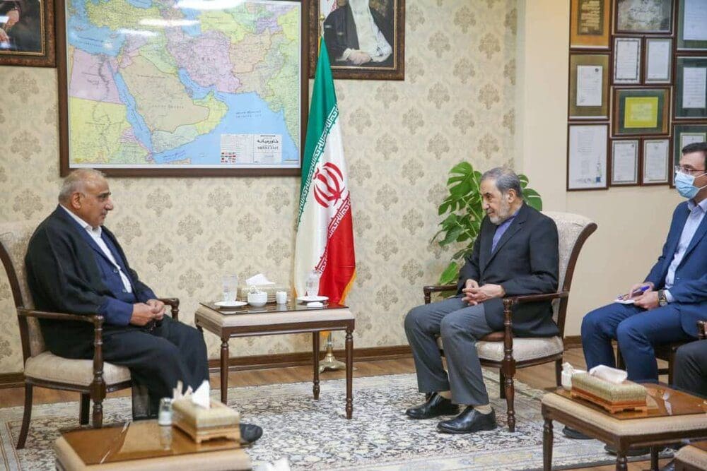 ولایتي: یجب علی أمریکا مغادرة المنطقة