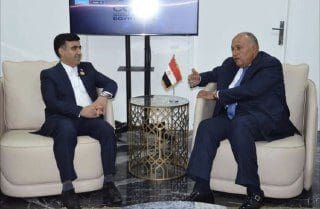 نائب رئيس الجمهوریة یجتمع مع وزیر الخارجیة المصري في مؤتمر المناخ