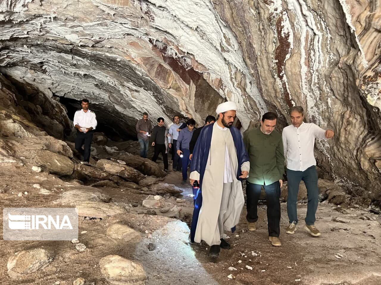 مدیرعامل سازمان منطقه آزاد قشم: طولانی‌ترین غار نمکی دنیا تجهیز می‌شود