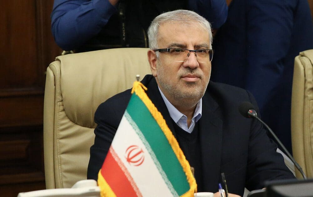 إیران.. انتاج النفط يفوق ثلاثة ملايين برميل يوميا