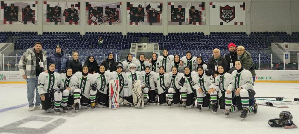 Iranian women’s ice hockey team becomes finalist at Islamic countries tournament