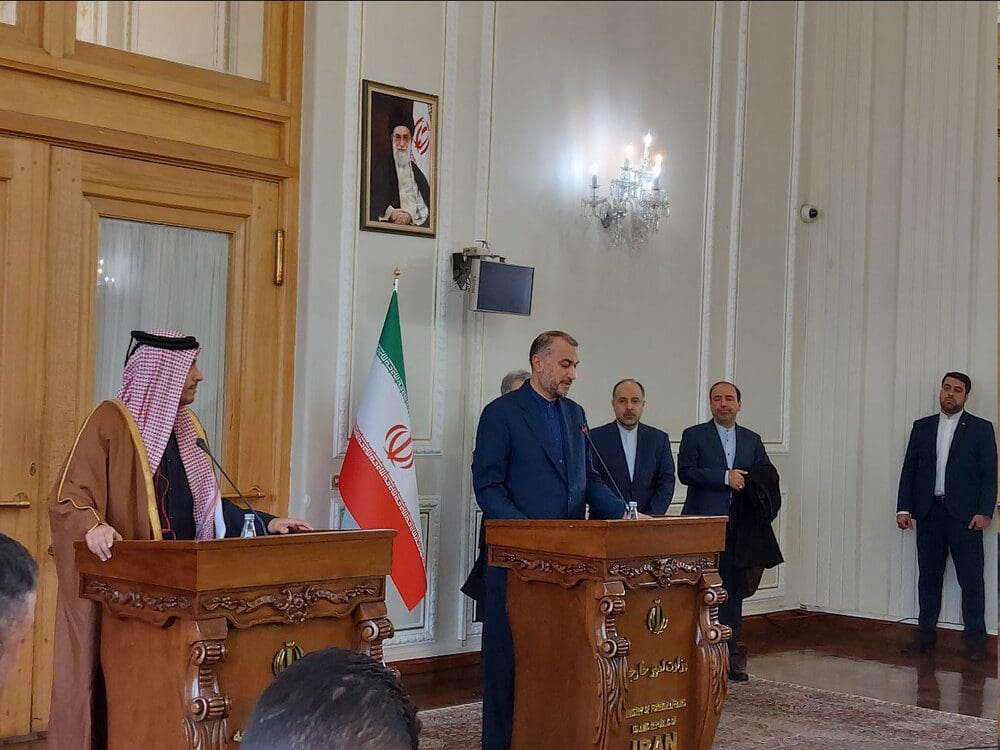أمیرعبداللهیان: تلقینا رسائل من أطراف الإتفاق النووي عبر وزیر خارجیة قطر