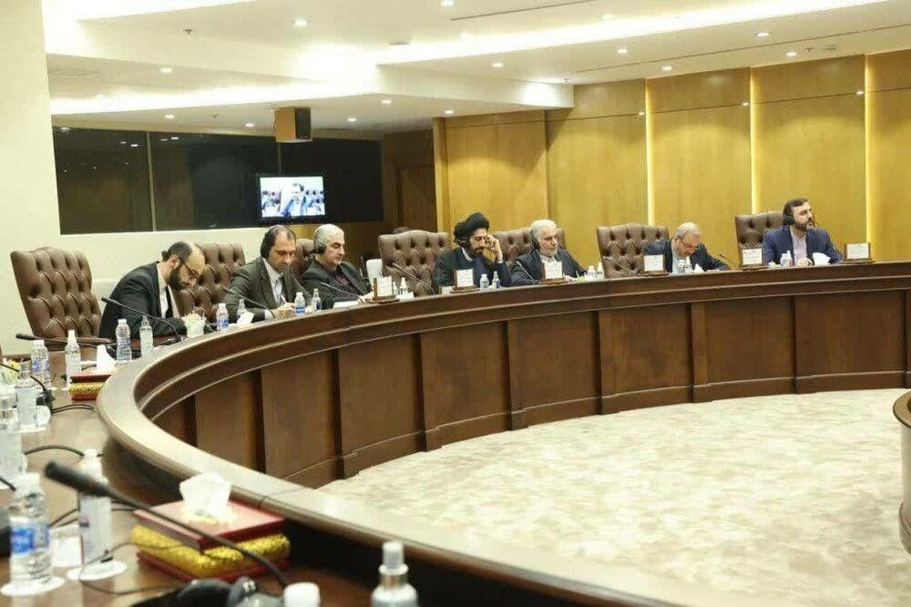 غريب آبادي یلتقي وزیر الخارجية والنائب الأول لرئیس البرلمان العراقي