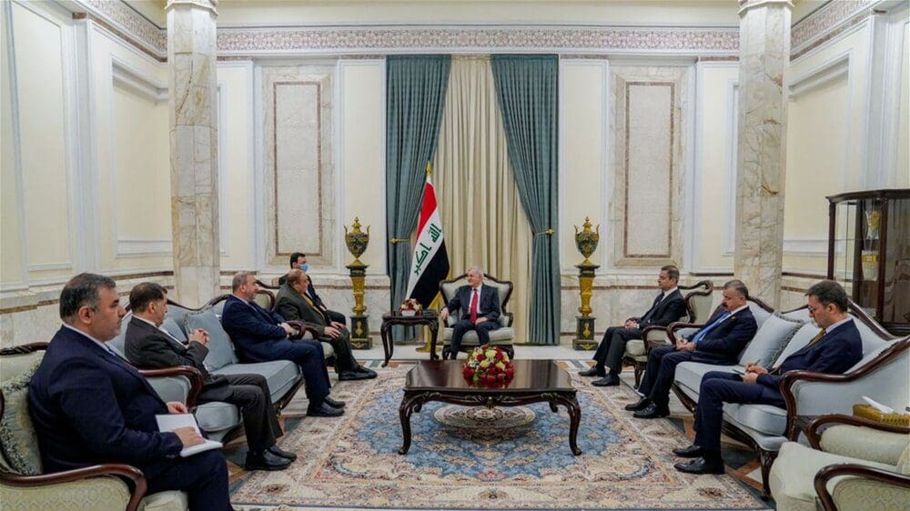 وكيل وزارة الخارجية یجتمع الرئیس العراقي