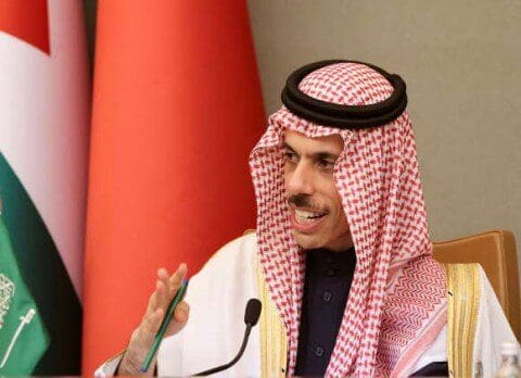 فیصل بن فرحان: نرحّب بمبادرة الرئيس الصيني لتطوير العلاقات بين السعودیة وإيران