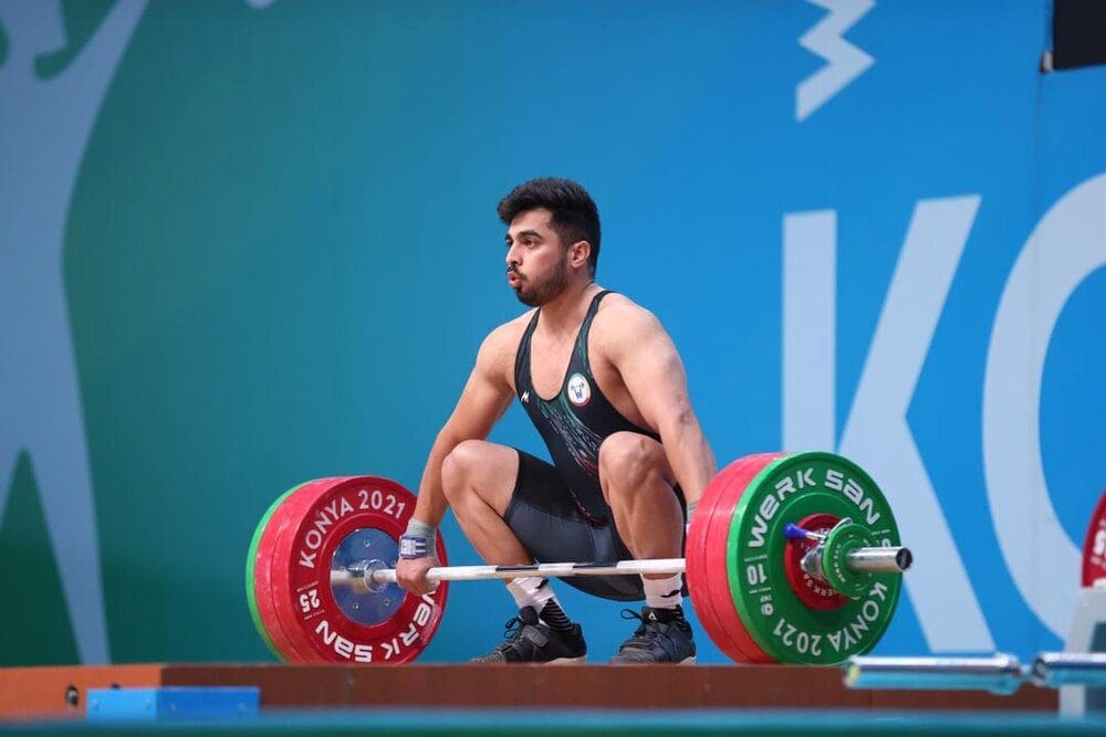 Hossein Soltani crowned as champion of Asian Weightlifting