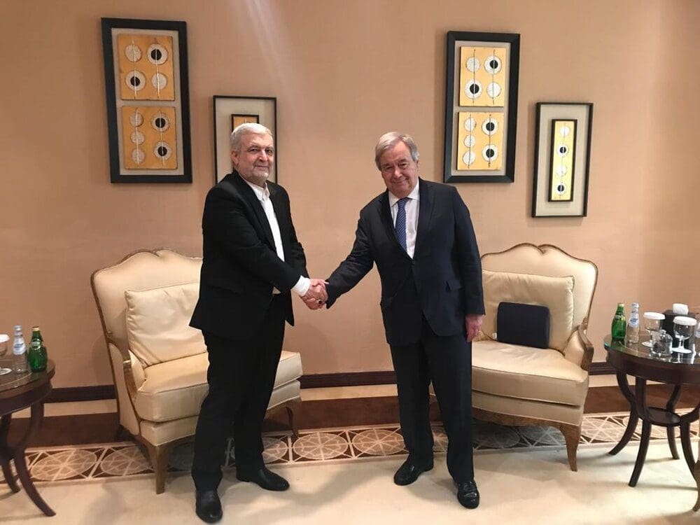 لقاء بین ممثل الرئیس لشؤون أفغانستان وغوتیریش في الدوحة