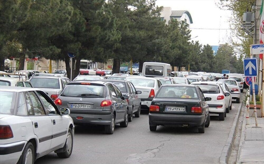 فرهنگ عمومی برای رفع مشکل ترافیک ضروری است