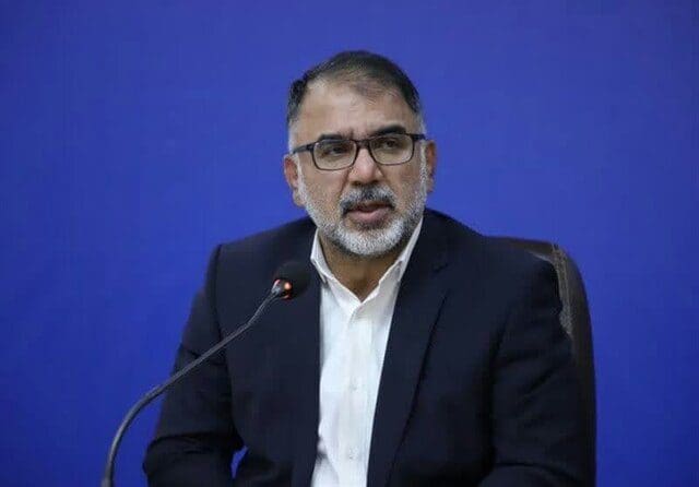 شهید دکتر چمران از الگوهای تعریف استاد تراز انقلاب اسلامی است