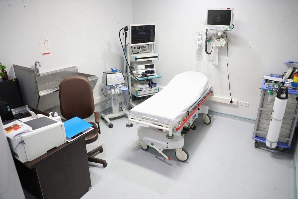 وجود ۱۰۵ پروژه درمانی و بهداشتی در لرستان