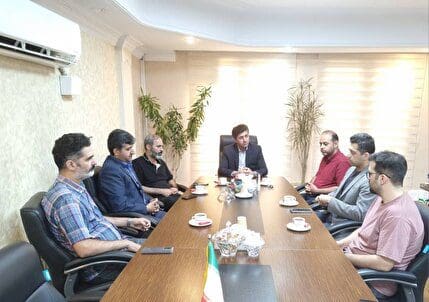 نشست صمیمانه دبیر کل با مسئولان IT فدراسیون و سازمان لیگ فوتبال برگزار شد