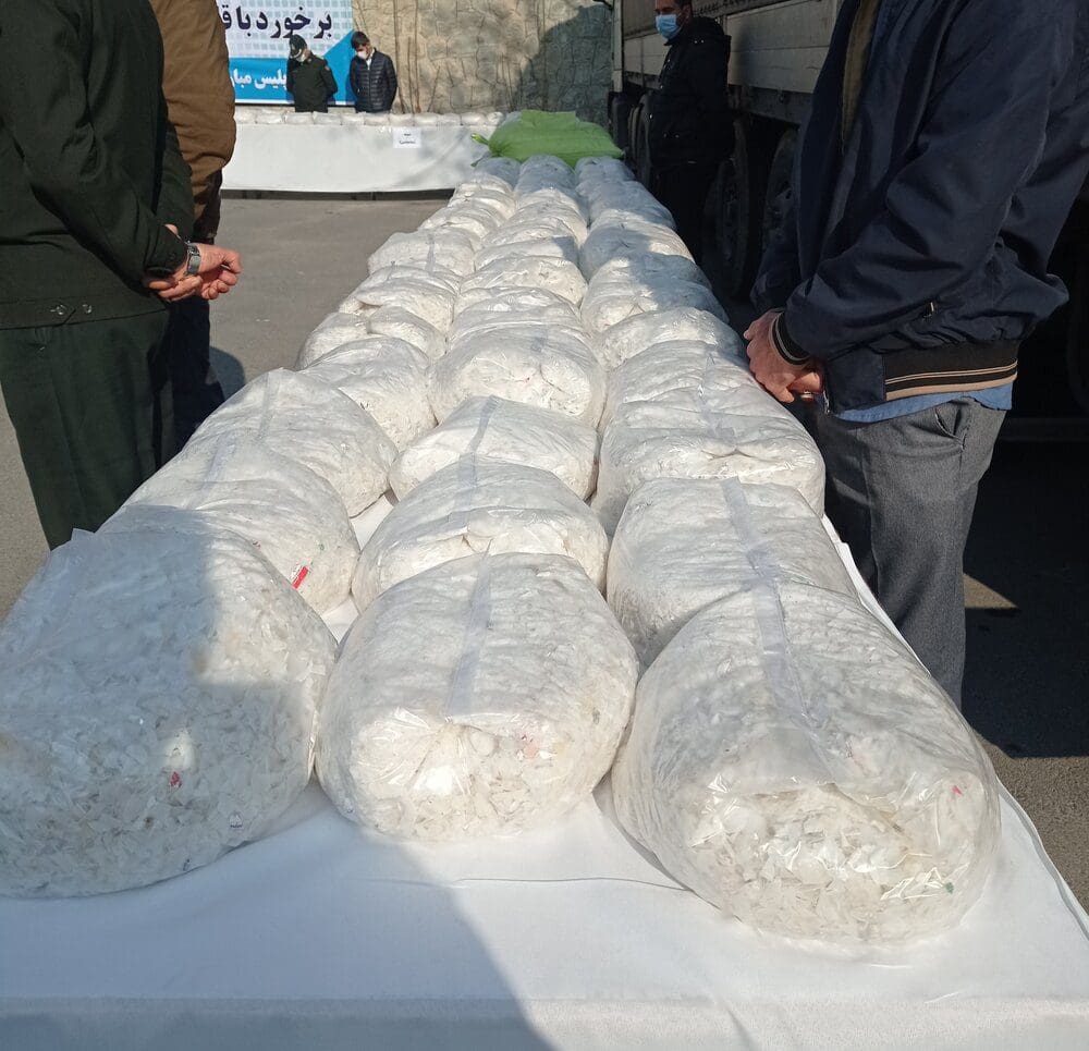 کشف بیش از ۴۴ کیلوگرم ماده مخدر شیشه در پلدختر