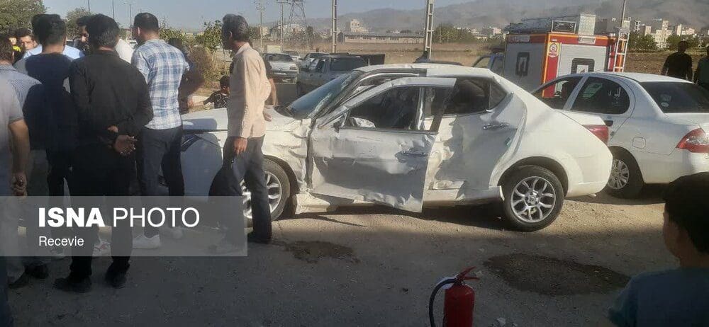 ۲ فوتی و ۴ مصدوم در تصادف محور الیگودرز به اصفهان