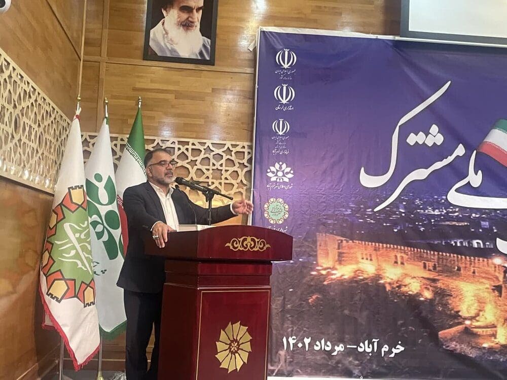 تدوین تصمیمات درست در شوراها، رفع مشکلات مدیریت امور شهری را به دنبال دارد