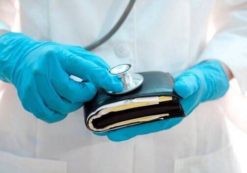 افزایش قیمت تعرفه‌های پزشکی با تورم همخوانی داشته باشد