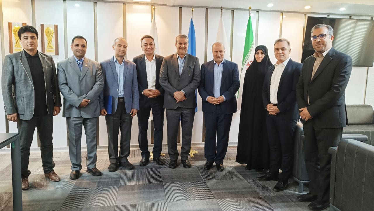 تقدیر از دکتر براتی و آرزوی موفقیت برای رئیس جدید هیات فوتبال پایتخت