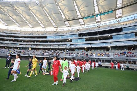 تصاویری از دیدار تیم های ملی بانوان ایران و‌چیندنایپه