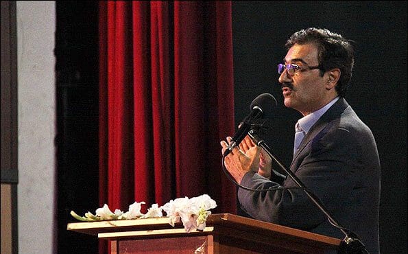 حافظ، استاد مهندسی و معماری کلام است
