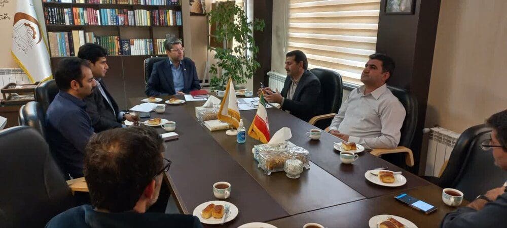 آموزش‌های عملی و مهارتی باید در کنار سایر دروس تحصیلی باشد