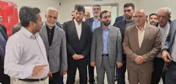 زمین چمن مجموعه ورزشی کارگران بروجرد به زودی افتتاح می شود