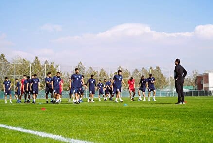 تصاویری از تمرین صبحگاهی تیم ملی پیش از بازی با هنگ کنگ چین