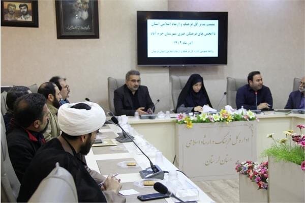 انجمن‌های فرهنگی هنری لرستان حمایت می‌شوند