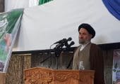 امام جمعه بروجرد: شهادت ۶۸ دانش آموز بروجردی سند مظلومیت ایران است