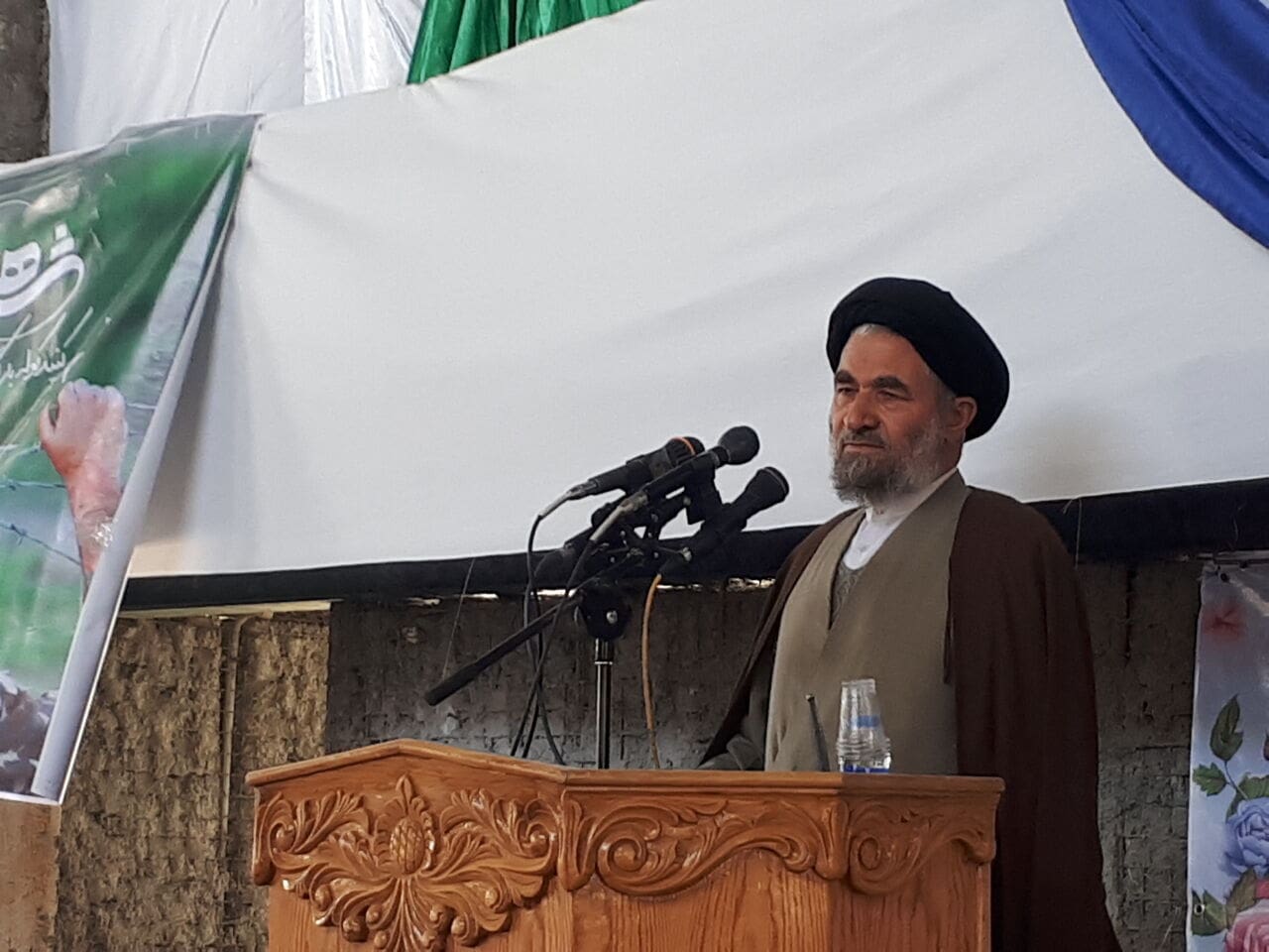 امام جمعه بروجرد: شهادت ۶۸ دانش آموز بروجردی سند مظلومیت ایران است