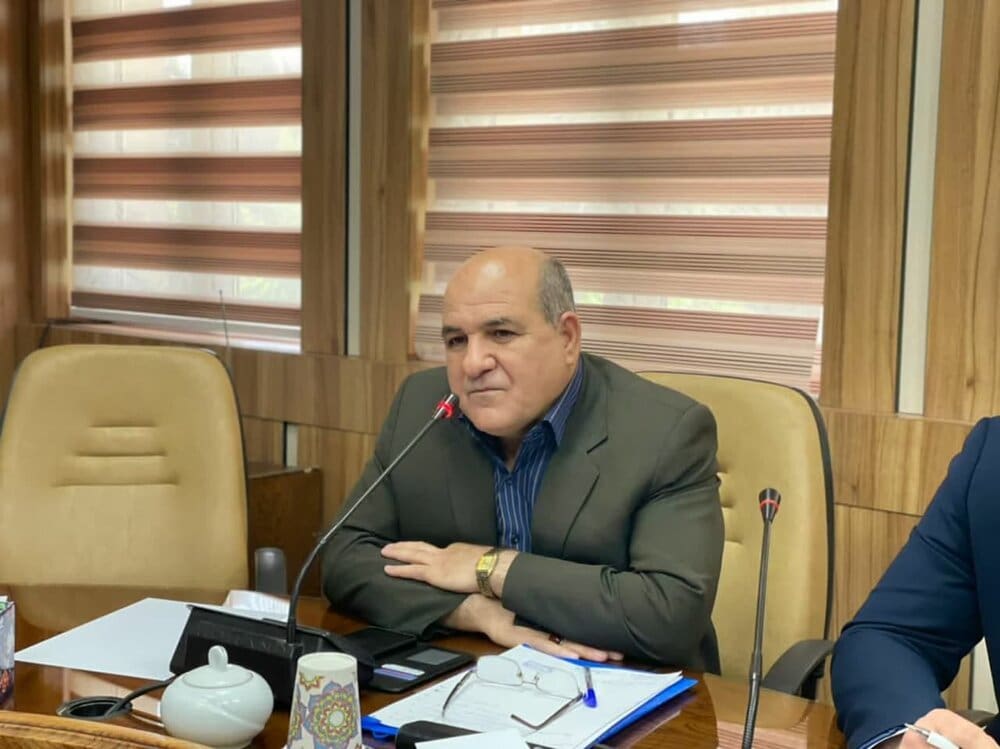 توجه ویژه به کارخانجات خرمآباد انجام شود/تامین امنیت شغلی کارگران