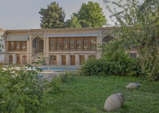 زمینه راه‌اندازی و ایجاد موزه اسناد خطی در بروجرد فراهم شده است