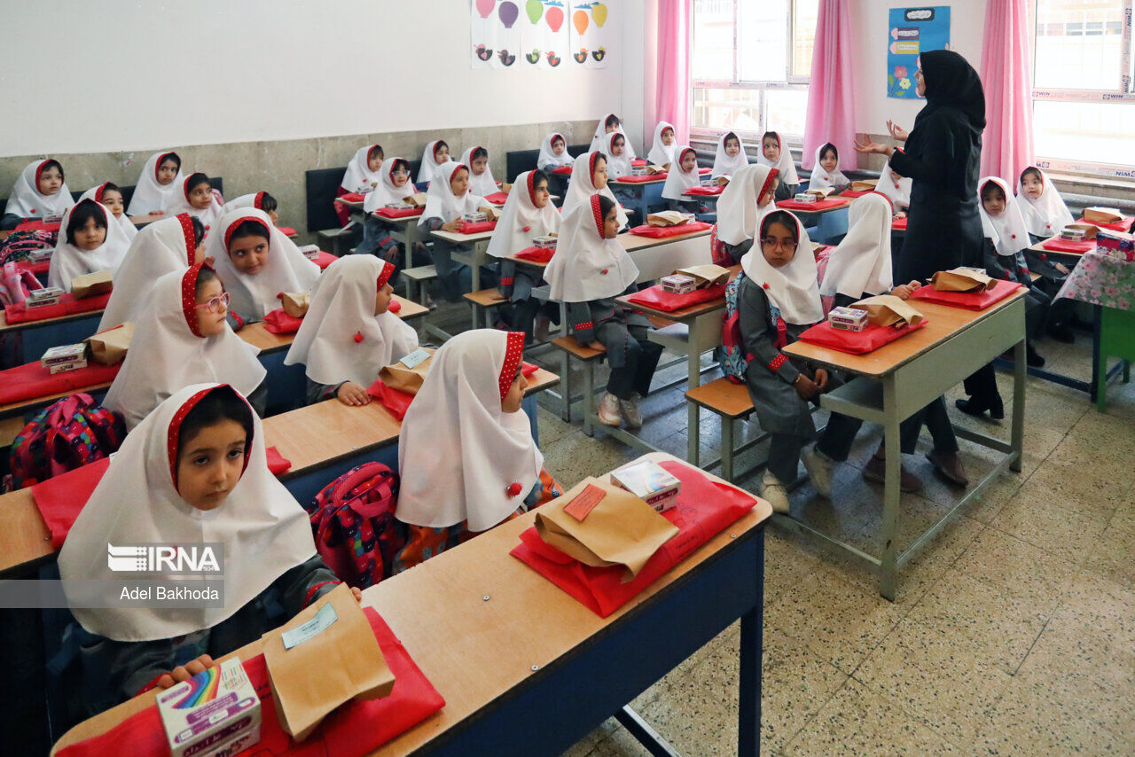 پیش‌بینی ثبت‌نام ۳۰ هزار دانش‌آموز کلاس اولی در لرستان