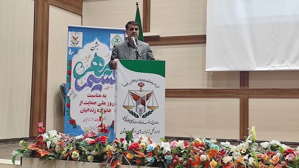 خیرین در راستای کاهش آسیبهای اجتماعی همراه هستند