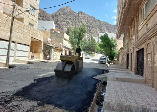 نهضت آسفالت‌کاری در خرم‌آباد؛ تداوم تلاش‌ها برای بهسازی معابر