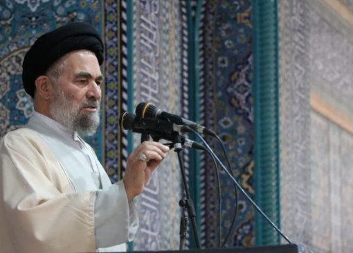 امام جمعه بروجرد: انرژی هسته‌ای در خدمت پیشرفت و توسعه کشور است