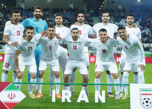 شکست ایران از روسیه در ورزشگاهی پر از تماشاگر