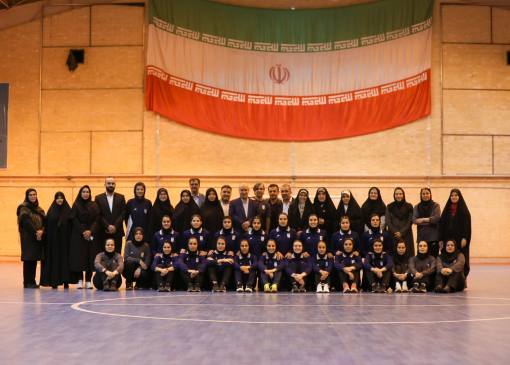 بازدید نمایندگان مجلس شورای اسلامی و معاونت بانوان وزارت ورزش از امکانات مرکز ملی فوتبال