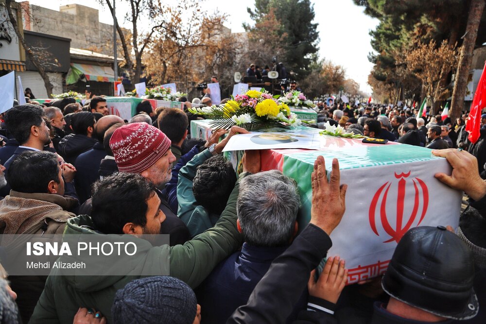 تشییع پیکر پاک شهید امنیت در خرم‌آباد